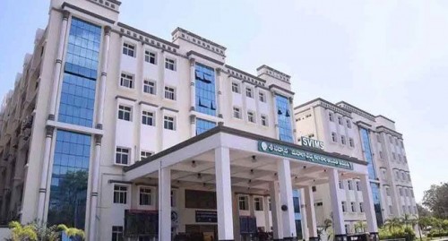 స్విమ్స్ ఆస్పత్రిలో విజిలెన్స్ తనిఖీలు