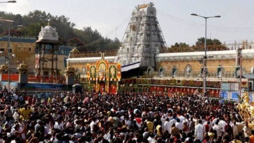 తిరుమలలో పెరిగిన రద్దీ