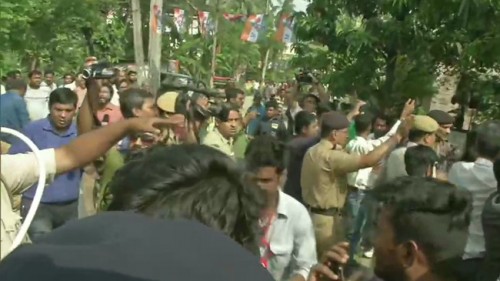 బిజెపి అభ్యర్థిపై ఎఫ్‌ఐఆర్‌ నమోదు 