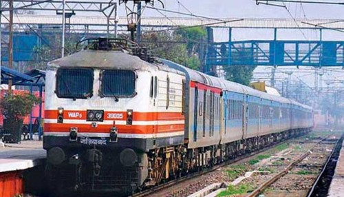 కల్కా-హౌరా ఎక్స్‌ప్రెస్‌ రైలు మొదటి బోగీలో అగ్ని ప్రమాదం