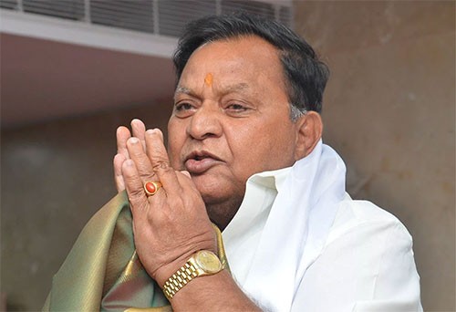 ప్రజలు మార్పు కోసం ఎదురుచూస్తున్నారు : చదలవాడ క్రిష్ణమూర్తి 