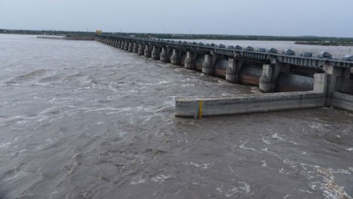 మరో సారి తుంగబధ్ర డ్యాంకు వరద