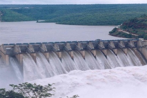 తుంగభద్ర కు భారీగా చేరిన వరద నీరు
