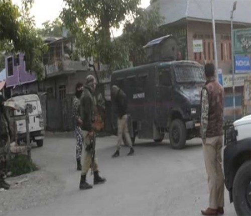 ఎదురుకాల్పుల్లో ఇద్దరు ఉగ్రవాదులు హతం