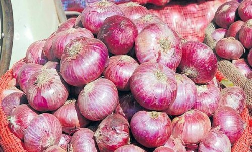 ఉల్లి ధరలకు కళ్ళం వేసిన కలెక్టర్