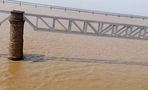 గోదావరిలో పెరుగుతున్న వరద ప్రవాహం