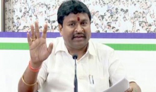 అర్హులైన ప్రతీ ఒక్కరికీ సంక్షేమ పధకాలు: మంత్రి వెల్లంపల్లి