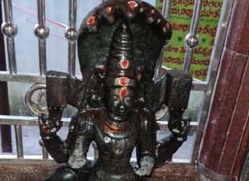 సుబ్రహ్మణ్యేశ్వరుడి విగ్రహానికి అవమానం..