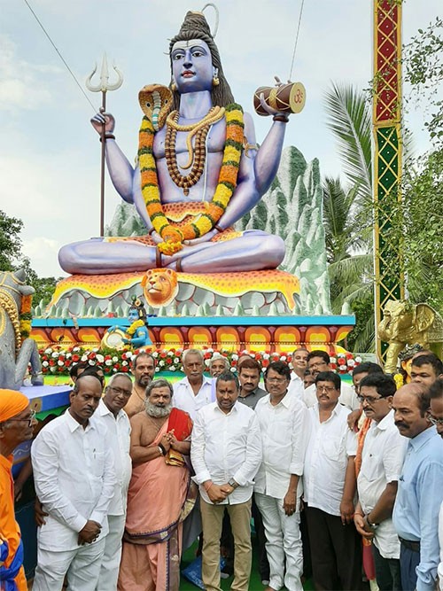 29 అడుగుల మహా శివుని విగ్రహాన్ని ఆవిష్కరించిన మంత్రి బెల్లంపల్లి 
