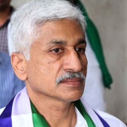 ఓటరు ఐడీని ఆధార్ తో అనుసంధానించండి: వైసీపీ నేతలు