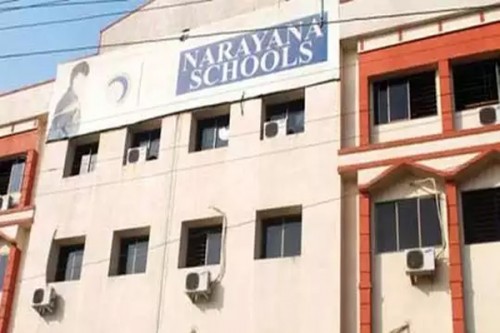 విజయవాడలో నారాయణ స్కూల్ సీజ్!