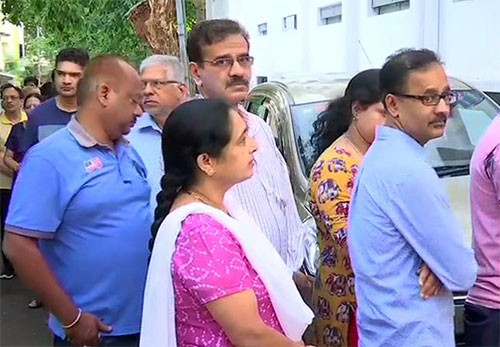 సార్వత్రిక ఎన్నికల రెండో దశ పోలింగ్ ప్రారంభం