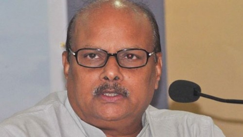 రాష్ట్రంపై మోడీ, కేసీఆర్‌, జగన్‌ కుట్రలు: యనమల