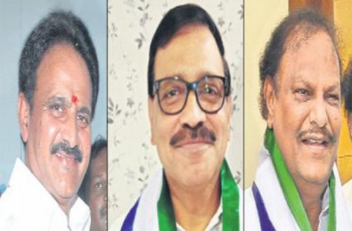 నామినేషన్ వేసిన వైసీపీ ఎమ్మెల్సీ అభ్యర్థులు