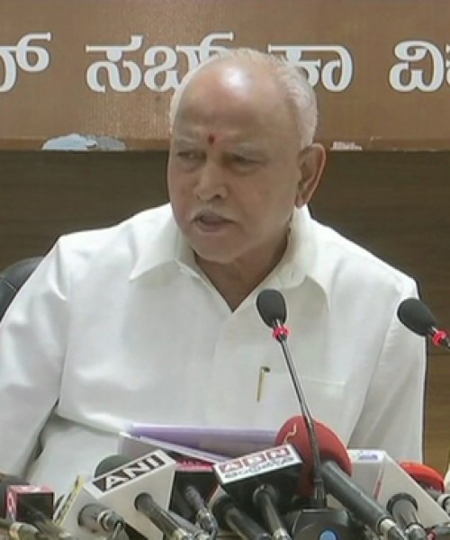 రాష్ట్రం సమస్యలతో కొట్టుమిట్టాడుతుంటే  వేడుకల్లో సిఎం : బిఎస్‌ యెడ్యూరప్ప 