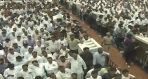 జగన్‌ ప్రమాణ స్వీకారానికి భారీగా తరలివచ్చిన జనం