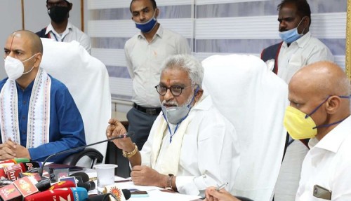 భక్తులు ఆందోళన చెందాల్సిన అవసరం లేదు: టీటీడీ చైర్మన్‌