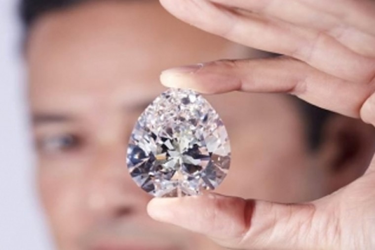 Diamond hunting begins in parts of Andhra's Rayalaseema region