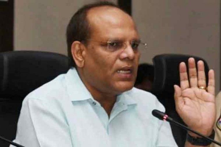 IAS officer Somesh Kumar reports to Andhra government 