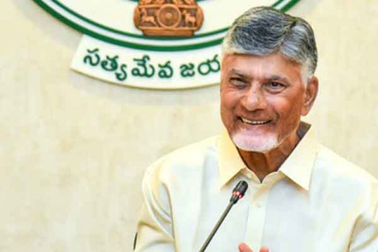 YSRCP Targets Chandrababu Naidu Over 'Derogatory' Remarks-War of Words Intensifies