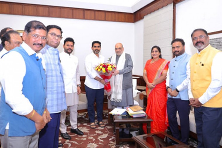 Andhra estimates Rs 6,352 crore Cyclone Montha losses, seeks Centres support