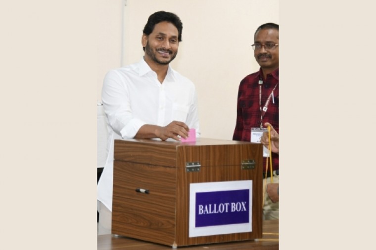 Andhra MLAs vote for seven seats of Legislative Council
