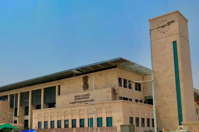 Andhra HC adjourns hearing on YSRCP leader's bail plea in extortion case