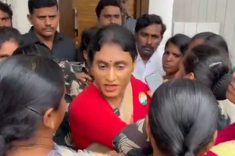 Sharmila under house arrest, stopped from visiting Amaravati
