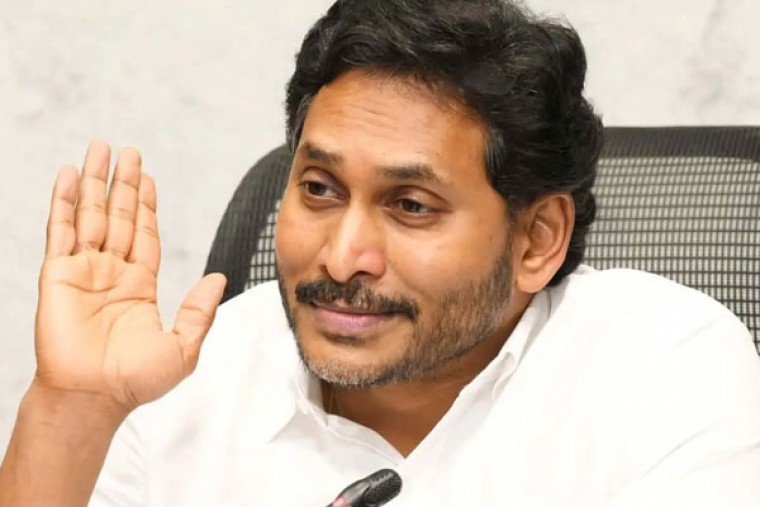 Jagan Mohan Reddy accuses CM Naidu of 'credit chori'