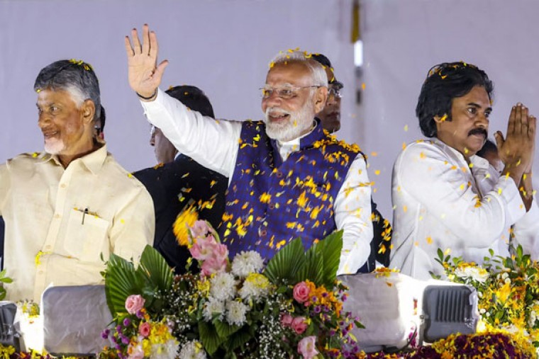 PM Modi Launches India's Largest Green Hydrogen Hub and Mega Projects in Andhra Pradesh