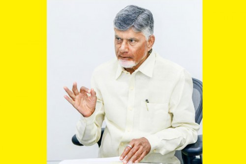 CM Naidu slams Jagan for 'threatening' wife of man crushed under his vehicle
