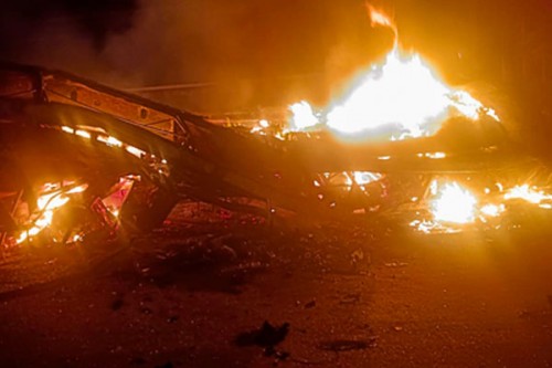Three killed as private bus catches fire after colliding with lorry in Andhra (Ld)