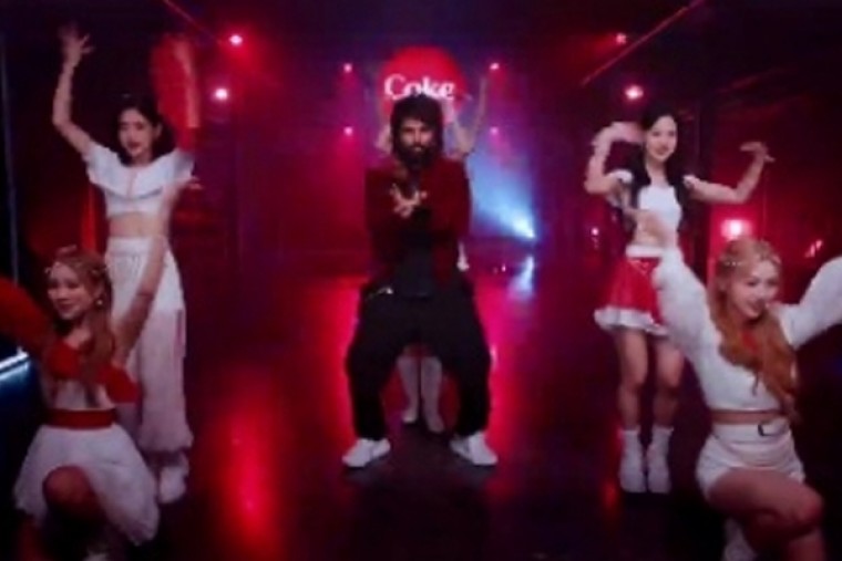 Allu Arjun goes global: After NYC parade, seen with K-Pop band Tri.be on TVC