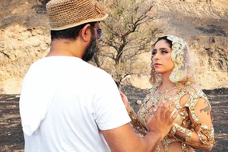 Neha Bhasin shares picture with 'love' of her life taken just before 'Furqat' first shot