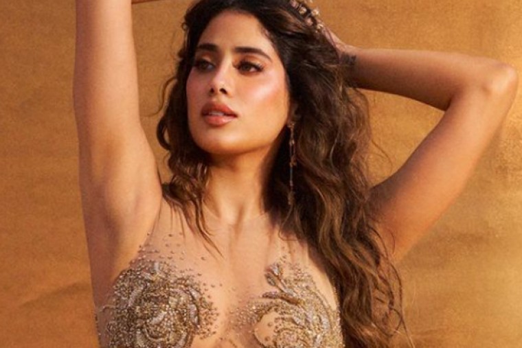 Janhvi Kapoor shimmers in golden outfit and flaunts tiara to add to the oomph