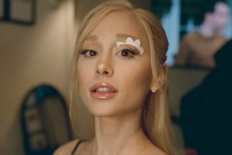 Ariana Grande is back at the top of Billboard 200