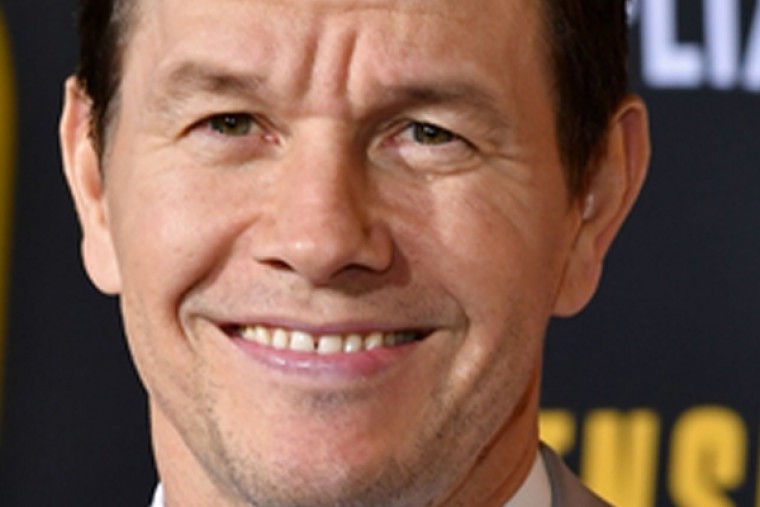 Mark Wahlberg opens up on Scorsese, hair extensions and 'The Departed'