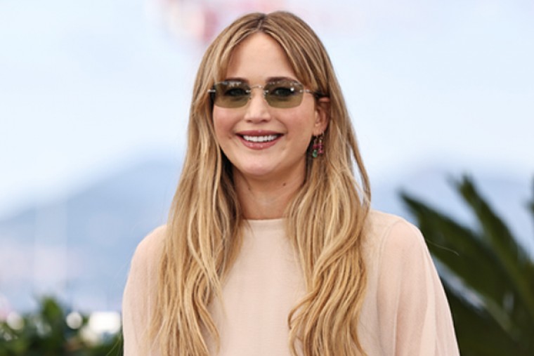 Jennifer Lawrence says shooting intimate scenes with strangers is 'easier'