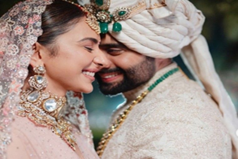 Rakul thanks designer Tarun Tahiliani for making her 'fairytale wedding' a 'reality'