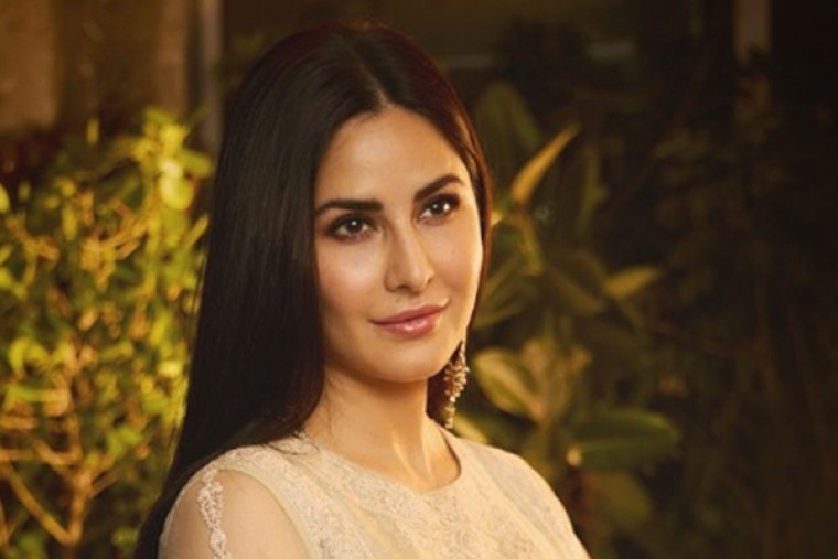 Katrina Kaif wishes 'ZNMD' co-star Farhan Akhtar 'love & light' on his birthday