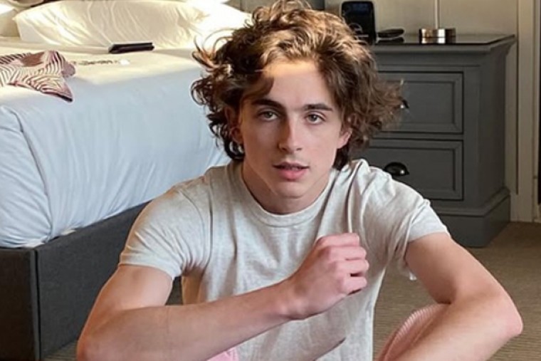 Timothee Chalamet trolls Trisha Goddard with bizarre selfie