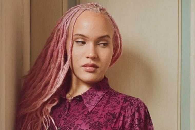 Robert De Niro's daughter comes out as transgender
