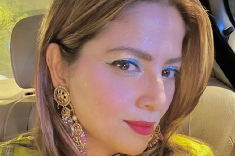 Actress Sonam Khan reveals her true relation with Zeenat Aman