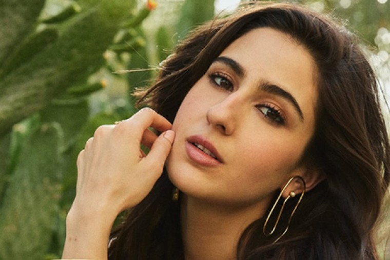 Sara Ali Khan shares her go?to routine to depuff her face and glow at a wedding