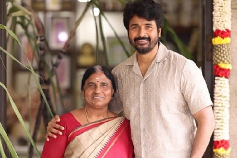 Sivakarthikeyan recalls lines from song in Rajini's 'Mannan' to greet mom on her 70th birthday