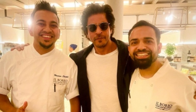 What's cooking? SRK's pics with London chefs go viral