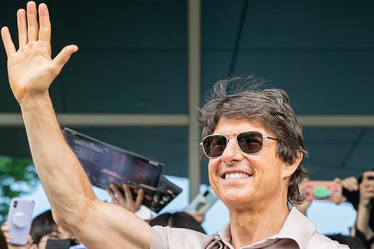 Cinema nerd Tom Cruise knows everyone's lines in his films