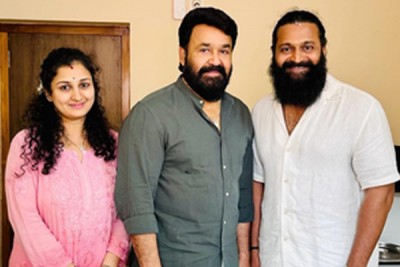 'Kantara' star Rishab Shetty shares pics from his meet-up with 'legendary Mohanlal sir'