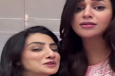 Mommy-to-be Divyanka Tripathi & Neha Marda get dancing to 'Kabhi Aar Kabhi Paar'