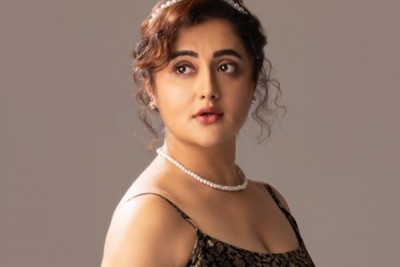 Rashami Desai takes down Instagram post about Amit Shah, Mamata Banerjee: Had no intentions to hurt